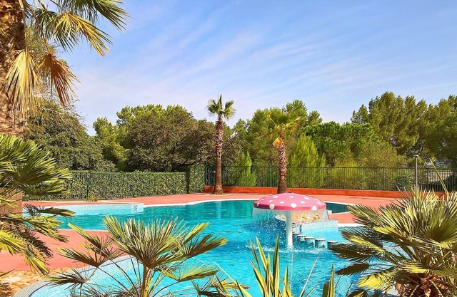 Chalet cosy proche Commerces et Plage!