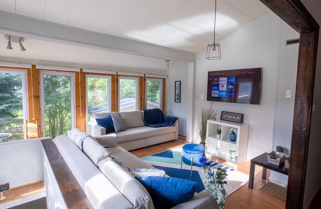 Chalet De Mama (Jacuzzi with View on Beautiful Lake)