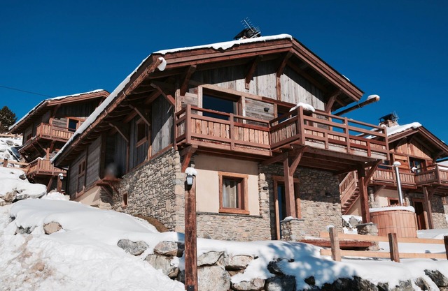 Chalet Dovakhiin Collection Perles