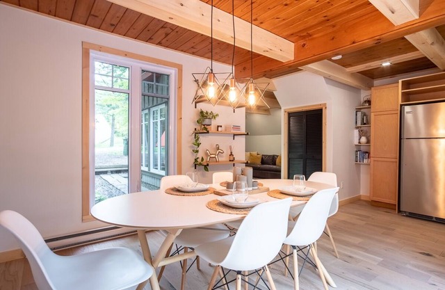 Chalet Finland, Turn Key Amenities + Pet Friendly + Dedicated Workspace with Hi Speed WiFi