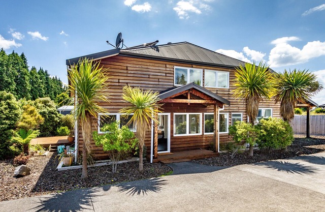 Chalet Gryon - Spacious 3 bedroom Ohakune house