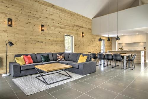 Chalet Haut-Bois - Hiking, Skiing and Spa