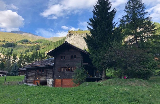 Chalet historique de haut standing