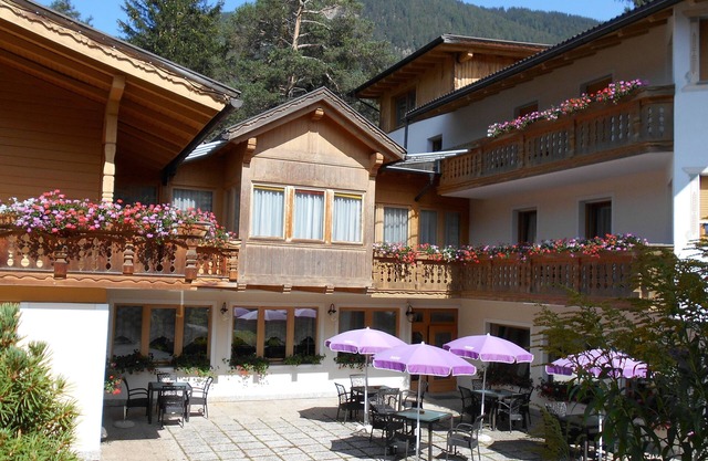 Chalet Hotel Diamant