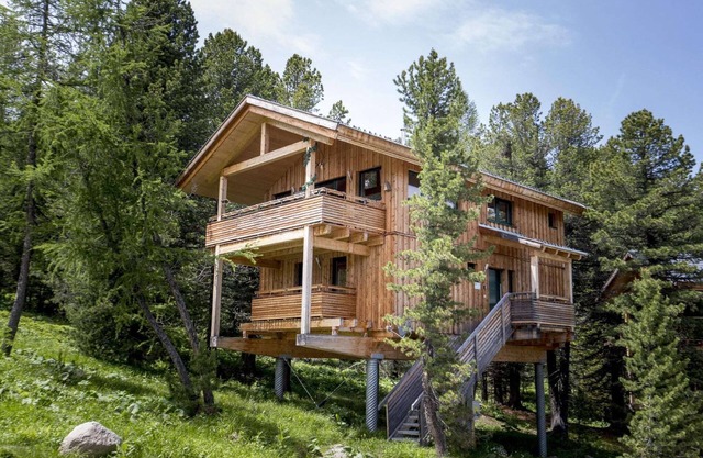Chalet in Alps near Ski Slopes & Sauna