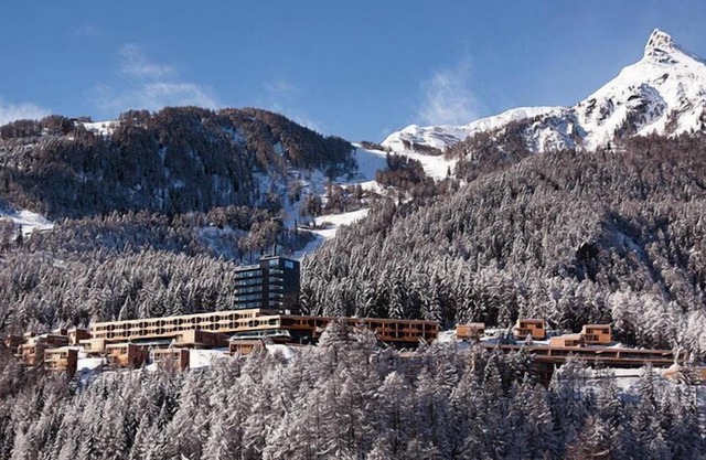 Chalet in Kals am Großglockner near Ski School