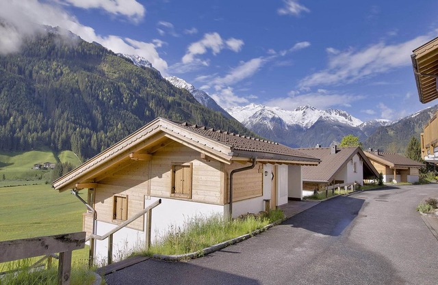 Chalet in Austria near Ski Bus and Sauna