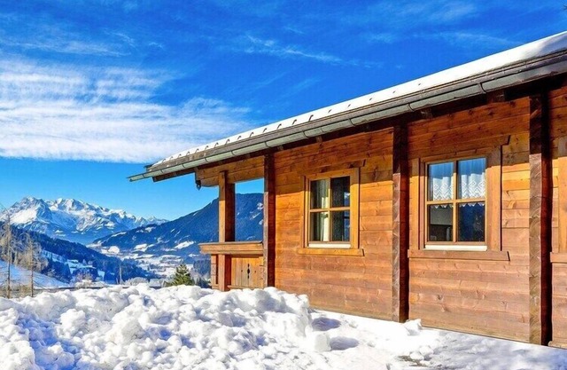 Chalet in Eben with Panoramic Mountain Views