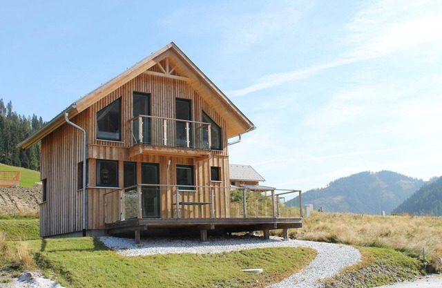 Chalet in Hohentauern near Ski Lift