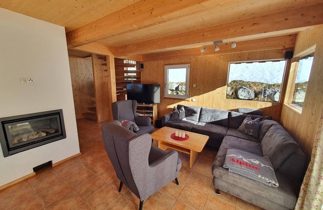 Chalet in Hohentauern near Ski Lift