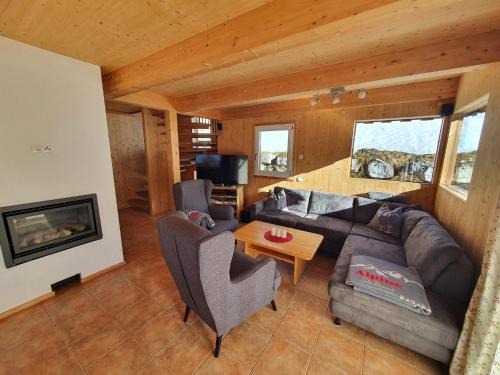 Chalet in Hohentauern near Ski Lift