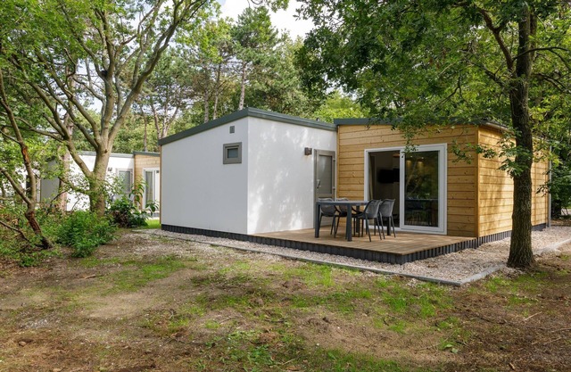 Chalet in Kijkduin with Sauna & Comfort