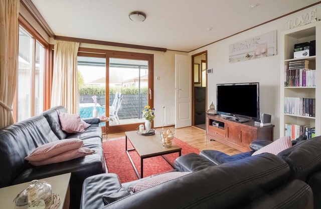 Chalet in Lith near Marina and Beach
