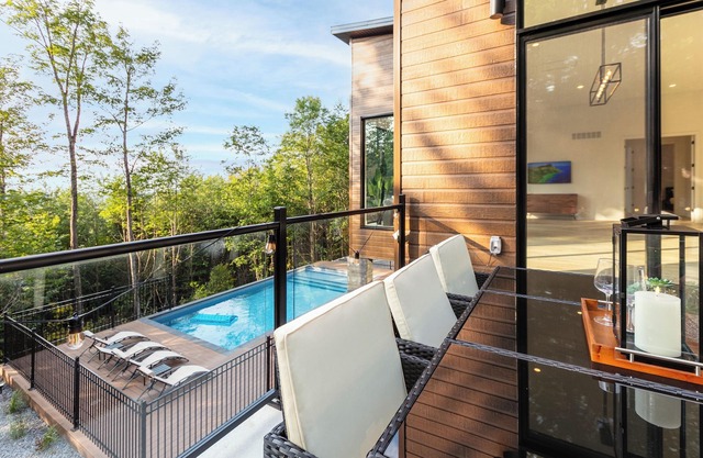 Chalet in Mont-Tremblant close to Ski Hills and Main Attractions in the Village.