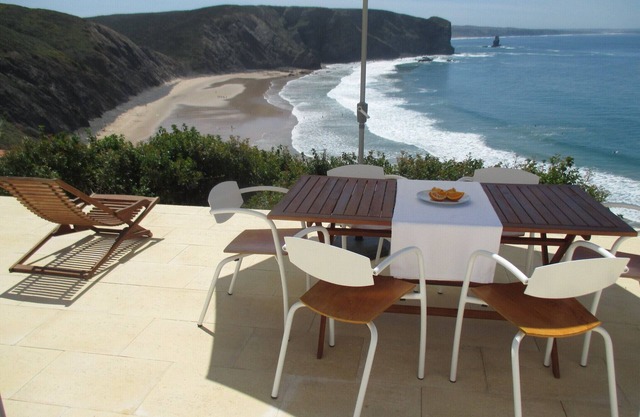 Chalet in Praia da Arrifana * Aljezur * Costa Vicentina * Portugal