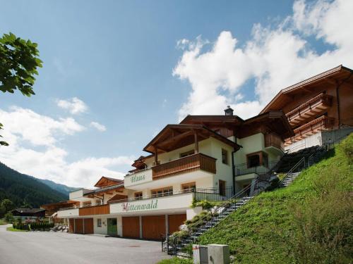 Chalet in Saalbach near Ski Lift