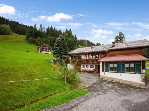 Chalet in Schwarzenberg near Ski Lift