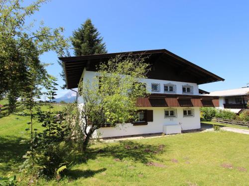 Chalet in St Johann near Ski Slopes