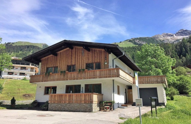 Chalet in Steeg near Ski Slopes Lechtal