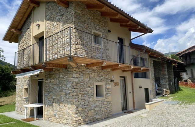 Chalet in zona tranquilla e rilassante -30 km da Torino e 5 minuti da Pinerolo