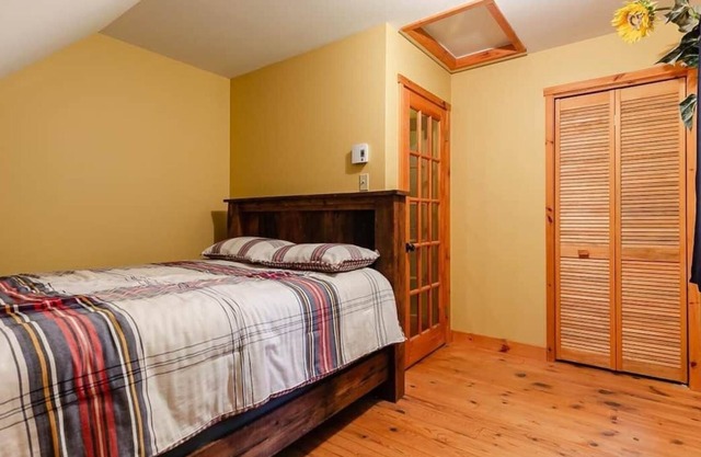 Chalet Le Rustique; leschalets.com