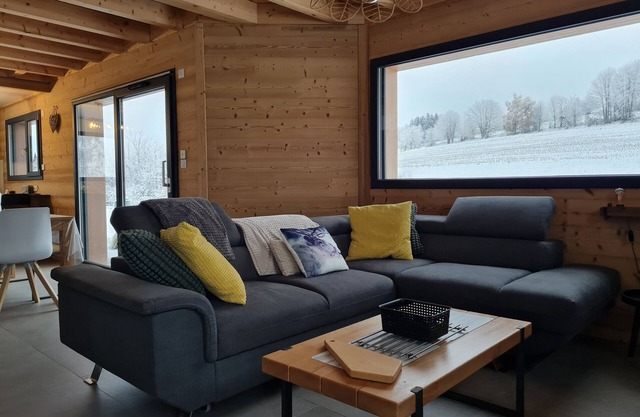 Chalet 'L'echappée Nature' with Mountain View, Private Terrace and Wi-Fi
