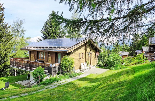 Chalet Larix by Interhome