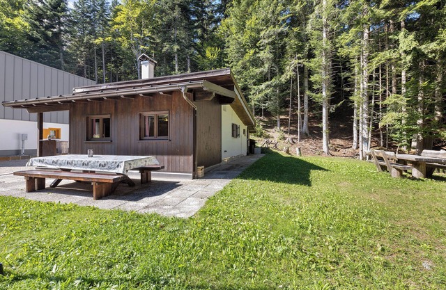 Chalet 'Laura' with Private Terrace and Private Garden