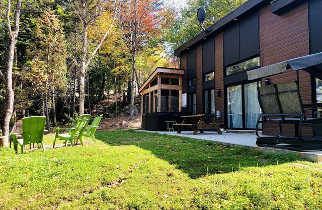 Chalet Le Caribou au bord du Lac and Spa