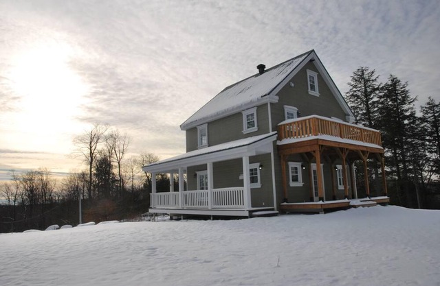 Chalet Le Malard with SPA for 8 people