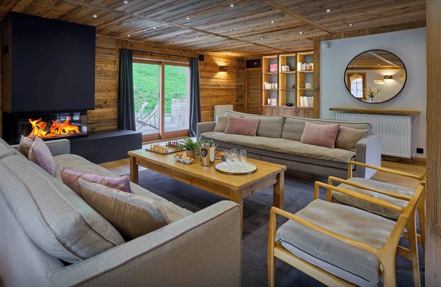 Chalet Les Pellys - superb alpine views and spa - OVO Network