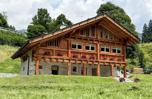 Chalet 'Maroc Mountain' with Mountain View, Private Terrace and Wi-Fi