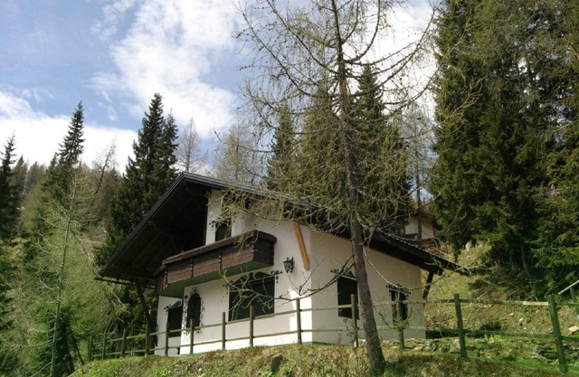 Chalet Nassfeld near Ski Slopes