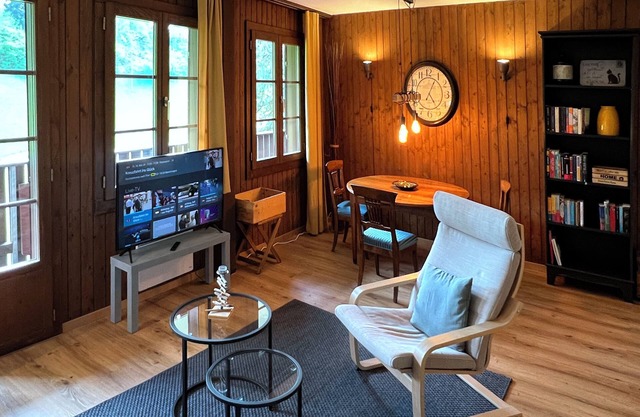 Chalet Oasis - Your Alpine Hideaway