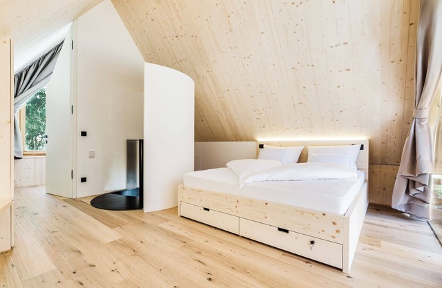 Chalet 'Obomilla Enderegge' with Mountain View, Shared Garden and Wi-Fi