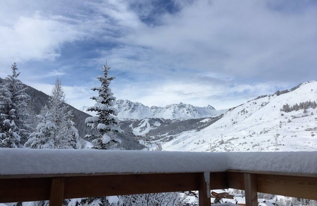 Chalet on the heights of Ste Marie - breathtaking view