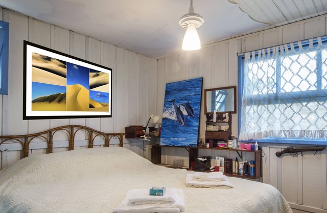 CHALET ON THE SIRIU RIVER'S BEACH