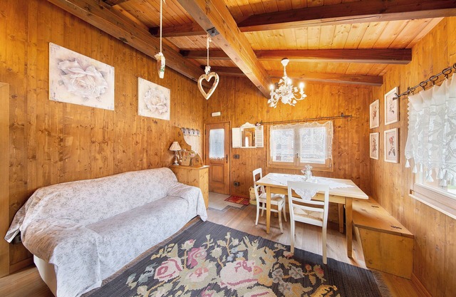 Chalet 'Orserose I Masenin' with Mountain View, Shared Terrace and Wi-Fi