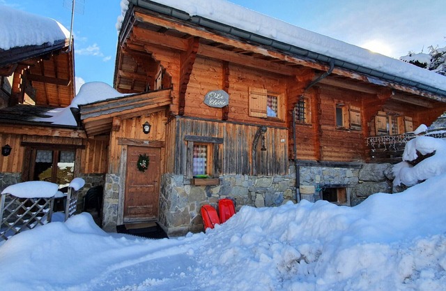 CHALET - SAUNA - MORZINE - 7 PEOPLE - CLEVIE