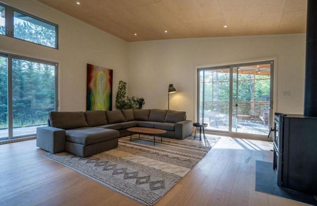 Chalet Scandinavian in à Saint-Adolphe-dHoward - Les Laurentides - Quebec - Canada