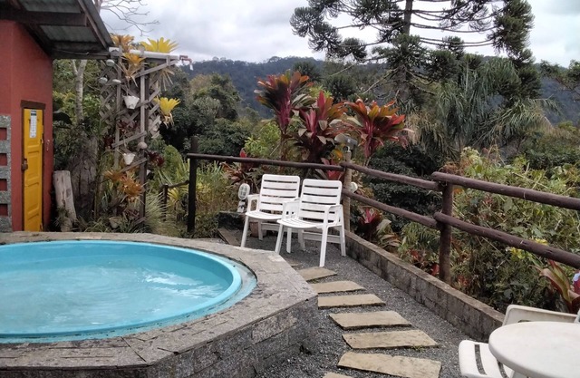 Chalet SerraBella Pakere wi-fi/sauna/pool (@sitioranchopakere)