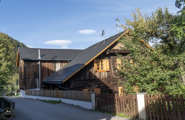 Chalet ski hut holiday home