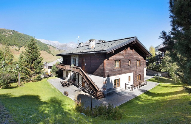 'Chalet Sonne Apt Grande' Near the Ski Area with Mountain View, Wi-Fi, Terrace & Garden