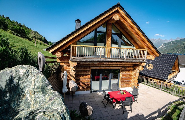 Chalet 'Tyroladis Family Chalet Frommes' with Mountain View, Private Terrace and Wi-Fi