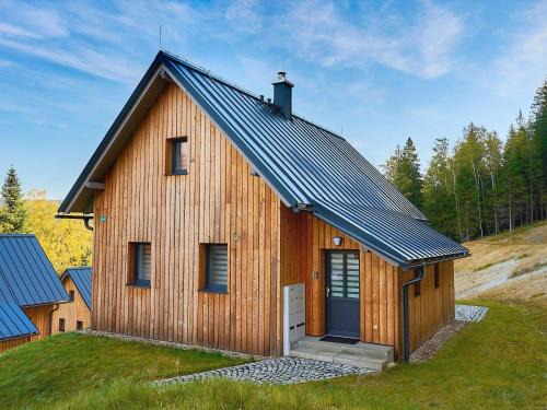 Chalet U lesa by Interhome