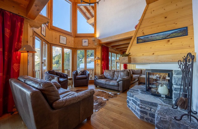 Chalet Vansamis, views & sauna
