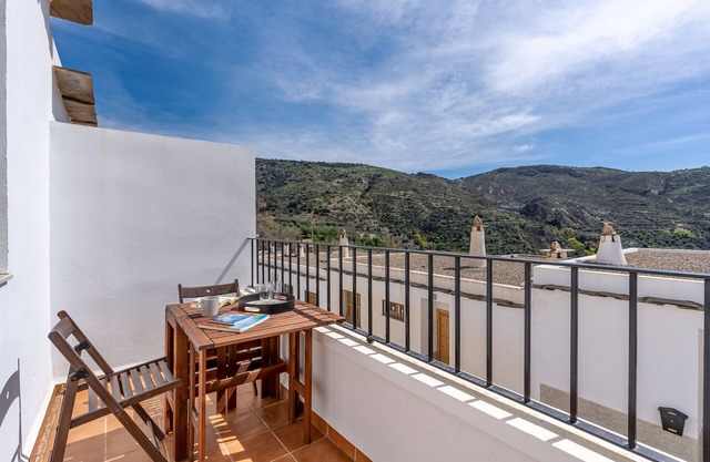 Chalet "Villa Picena Las Alpujarras" with private terrace and Wi-Fi