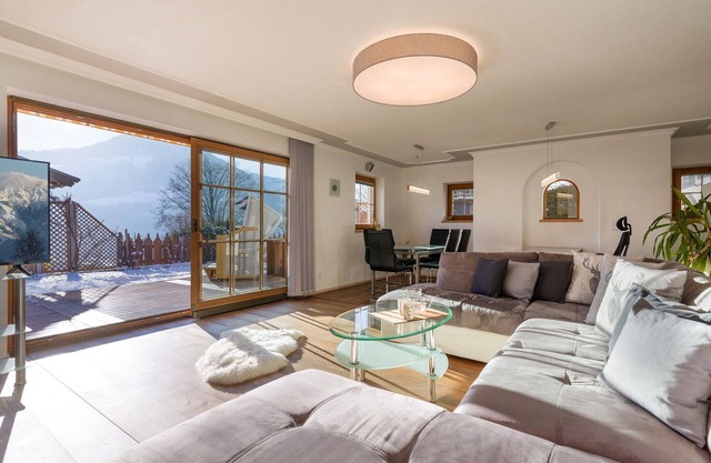 Chalet Weinberg Top 2 - 3 bedroom chalet in Kirchberg in Tirol
