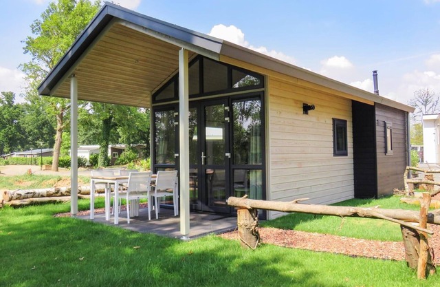 Chalet with 2 bedrooms and a terrace