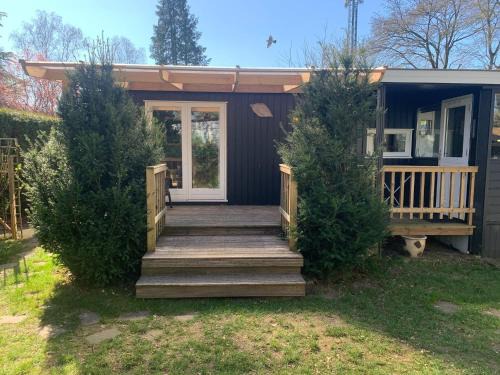 Chalet with balcony in Veluwe